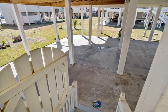 2296 Martinique, Crystal Beach, TX 77650