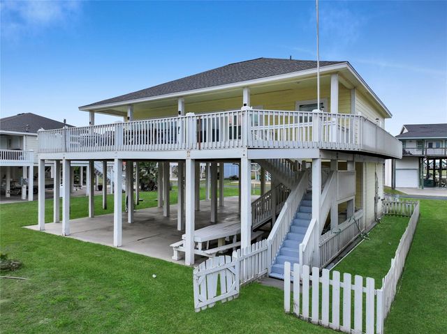 2296 Martinique, Crystal Beach, TX 77650