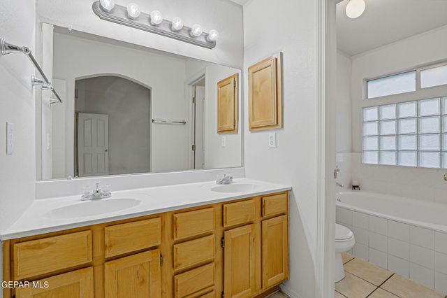 14053 Lago Azul Street, Horizon City, TX 79928