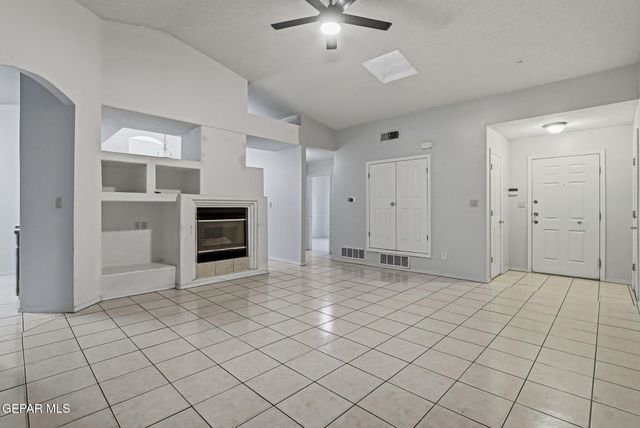 14053 Lago Azul Street, Horizon City, TX 79928