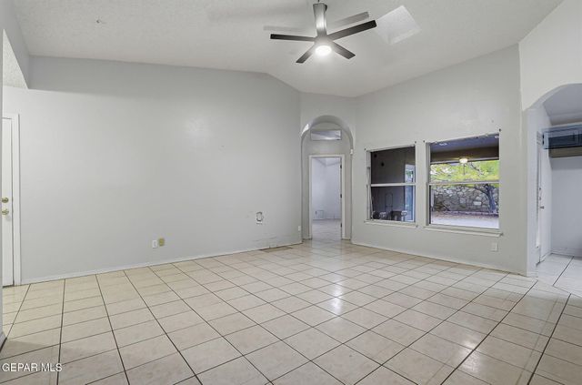 14053 Lago Azul Street, Horizon City, TX 79928