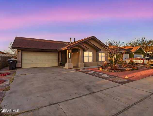 14053 Lago Azul Street, Horizon City, TX 79928