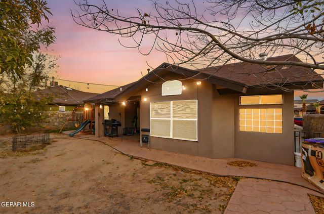 14053 Lago Azul Street, Horizon City, TX 79928