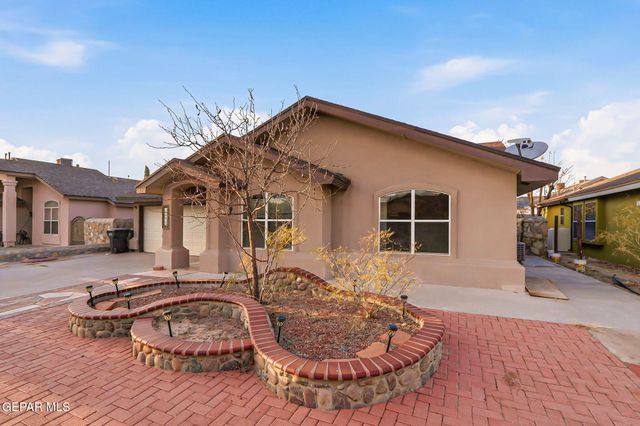 14053 Lago Azul Street, Horizon City, TX 79928