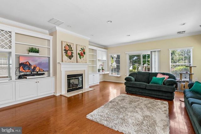 21 PINFLOWER LA, Princeton Junction, NJ 08550