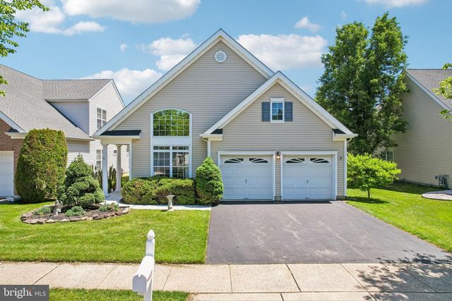 21 PINFLOWER LA, Princeton Junction, NJ 08550