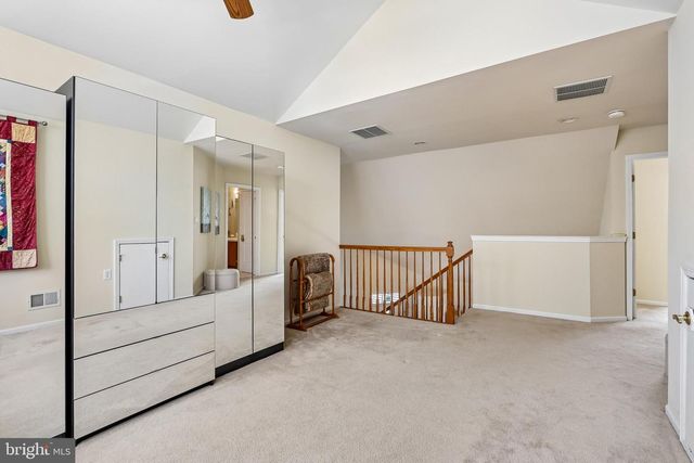 21 PINFLOWER LA, Princeton Junction, NJ 08550