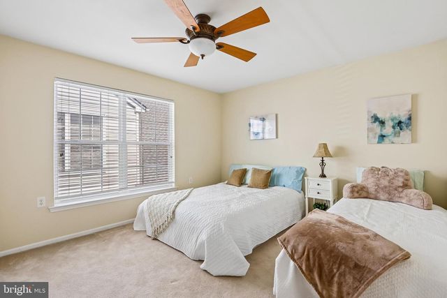 21 PINFLOWER LA, Princeton Junction, NJ 08550