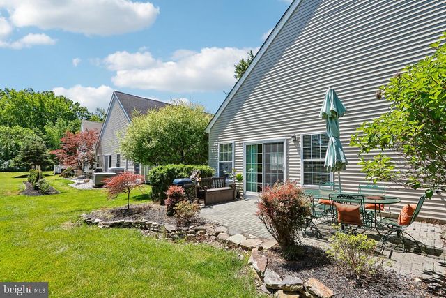 21 PINFLOWER LA, Princeton Junction, NJ 08550
