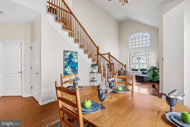 21 PINFLOWER LA, Princeton Junction, NJ 08550