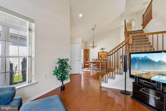 21 PINFLOWER LA, Princeton Junction, NJ 08550