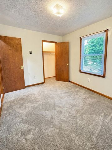 98 Eads Street, Monticello, KY 42633