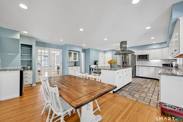 131 Woods Way Drive, Southbury, CT 06488