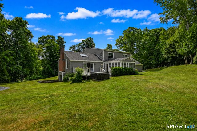 131 Woods Way Drive, Southbury, CT 06488