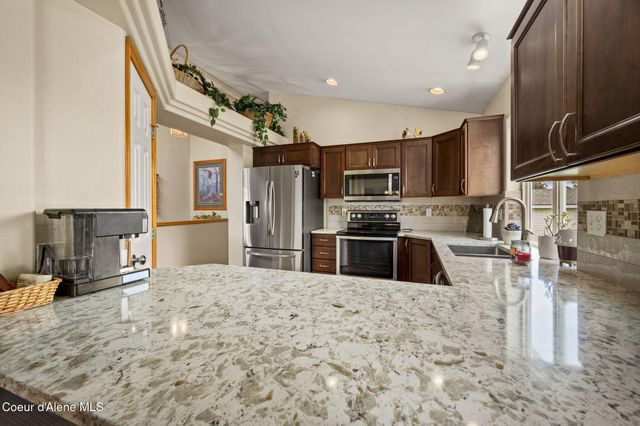 1960 N Palisades DR, Post Falls, ID 83854