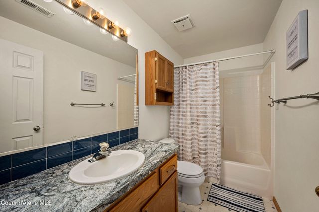1960 N Palisades DR, Post Falls, ID 83854