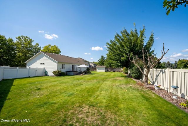 1960 N Palisades DR, Post Falls, ID 83854