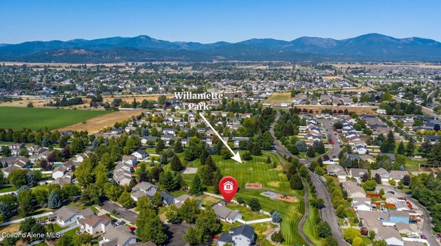 1960 N Palisades DR, Post Falls, ID 83854