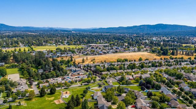 1960 N Palisades DR, Post Falls, ID 83854