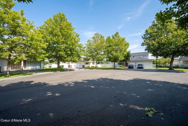 1960 N Palisades DR, Post Falls, ID 83854