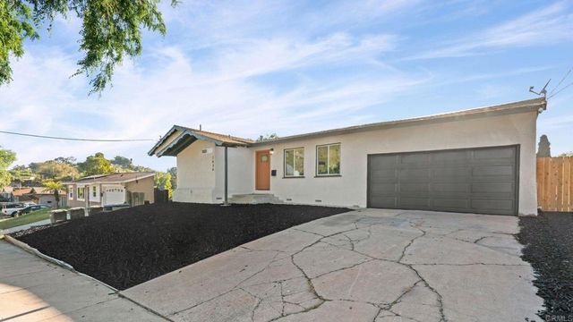 1636 Folkestone Street, Spring Valley, CA 91977