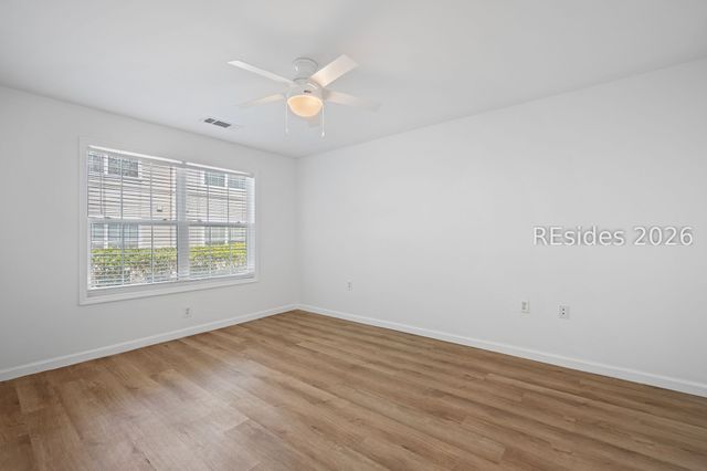 50 Pebble Beach Cv Apt J115, Bluffton, SC 29910