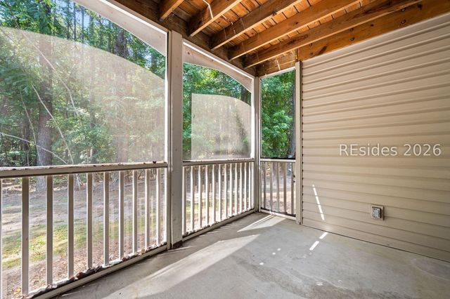 50 Pebble Beach Cv Apt J115, Bluffton, SC 29910