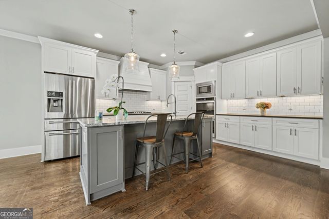 5171 Glen Forrest Drive, Flowery Branch, GA 30542