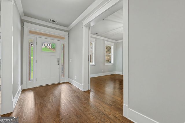 5171 Glen Forrest Drive, Flowery Branch, GA 30542