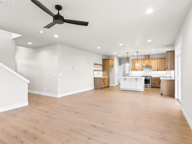 18865 Se CROOKED RIVER St 42, Sandy, OR 97055