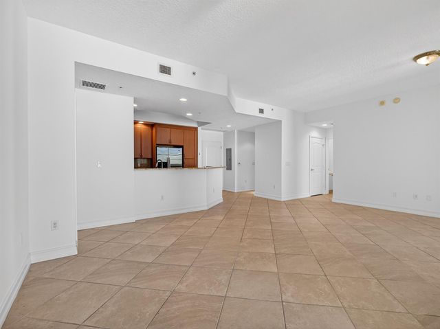 701 S Olive Avenue 1027, West Palm Beach, FL 33401