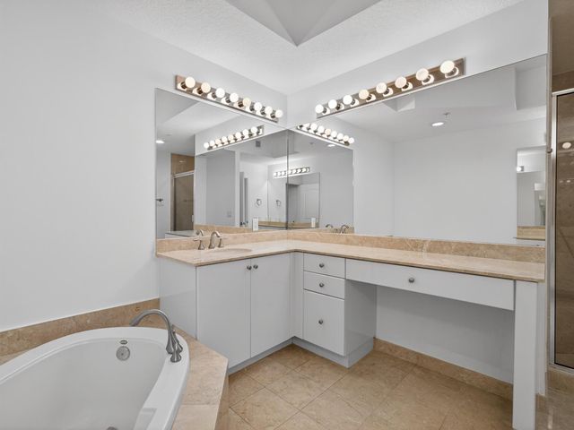 701 S Olive Avenue 1027, West Palm Beach, FL 33401