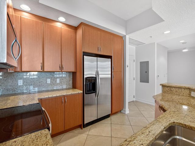 701 S Olive Avenue 1027, West Palm Beach, FL 33401