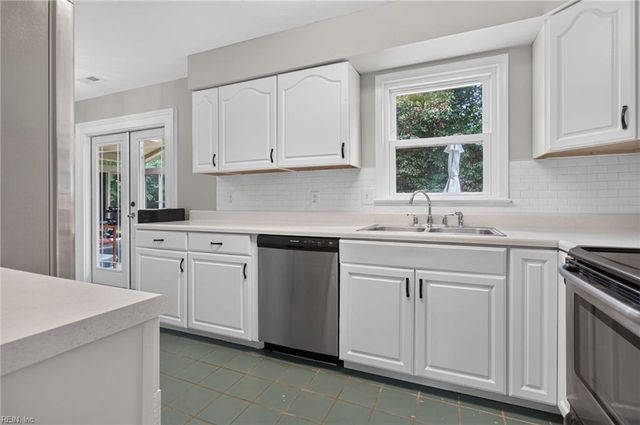 3804 Daiquiri CT, Virginia Beach, VA 23456