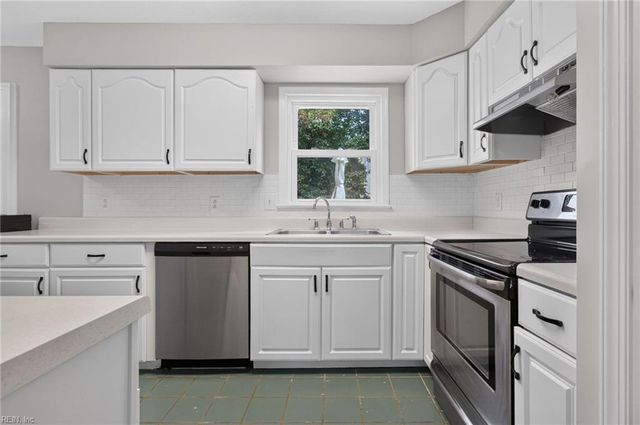 3804 Daiquiri CT, Virginia Beach, VA 23456