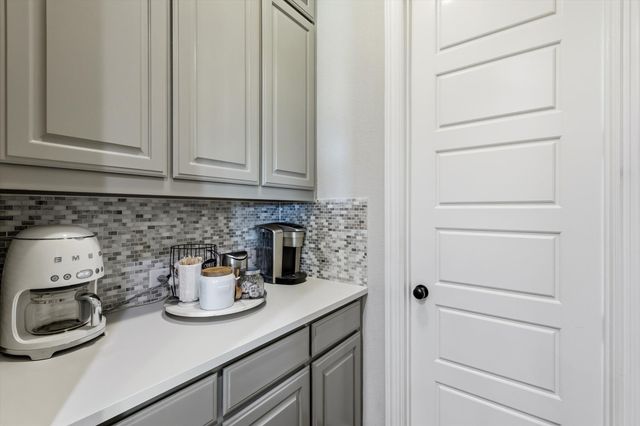 1231 Poppie Lane, Midlothian, TX 76065