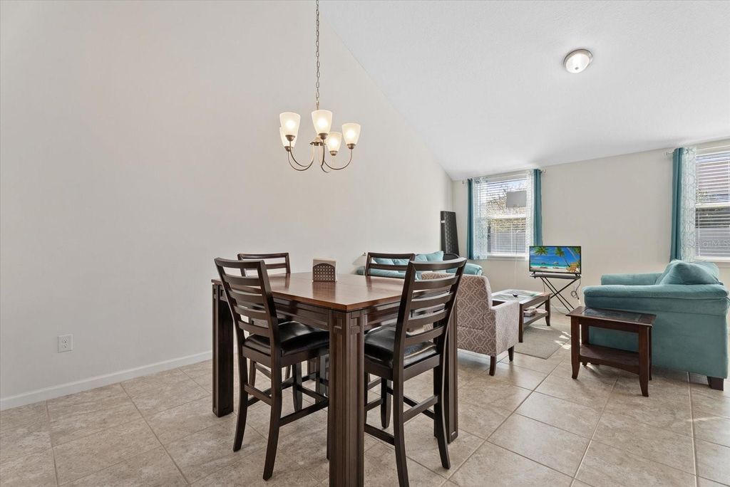 Image 13 of property listing at 11828 MEADOWGATE PLACE, Bradenton, FL 34211