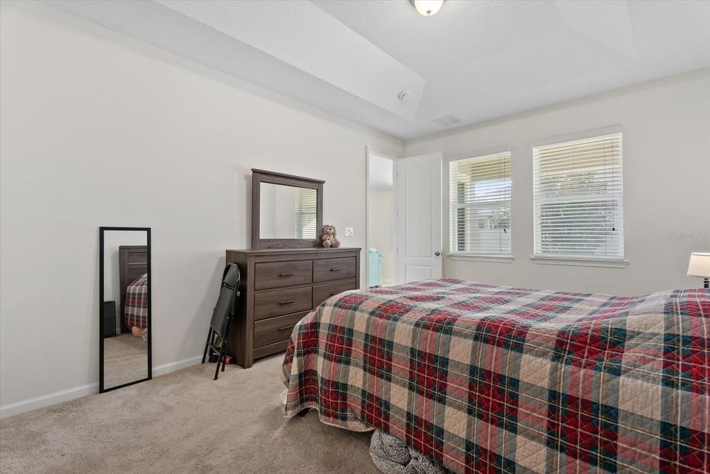 Image 14 of property listing at 11828 MEADOWGATE PLACE, Bradenton, FL 34211