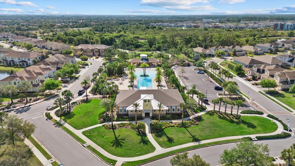 Image 33 of property listing at 11828 MEADOWGATE PLACE, Bradenton, FL 34211