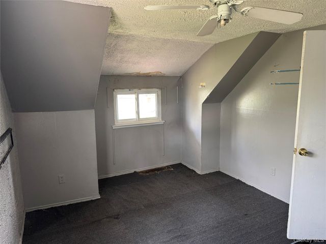 41 Princeton Street, Bay Shore, NY 11706