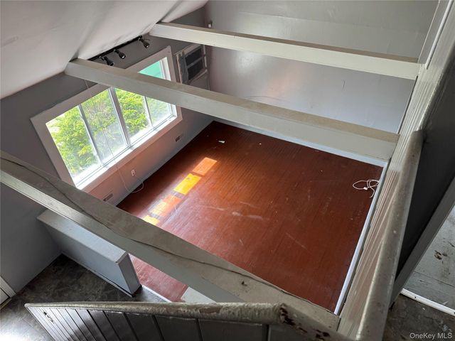 41 Princeton Street, Bay Shore, NY 11706