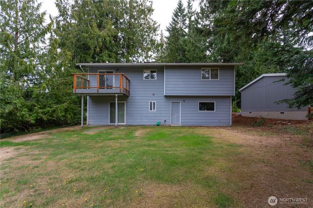 7884 Guemes Avenue, Clinton, WA 98236
