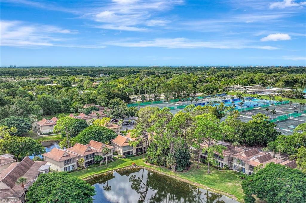 15 Bob O Link CT 15B, NAPLES, FL 34105 — photo 2
