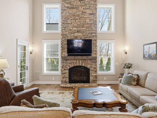 409 Hill Street, Northville, MI 48167