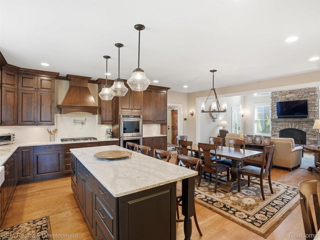 409 Hill Street, Northville, MI 48167