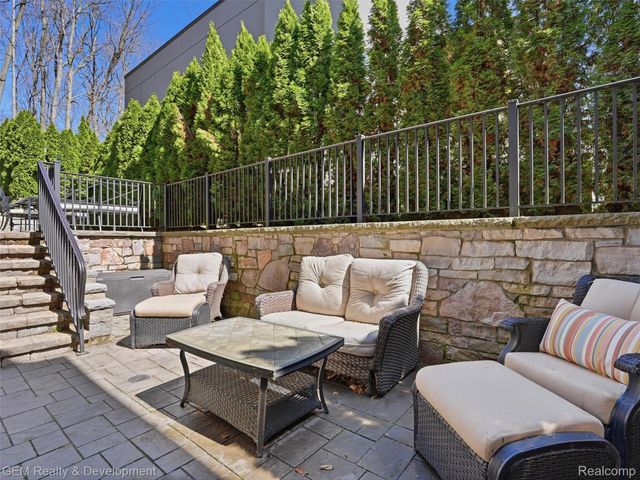 409 Hill Street, Northville, MI 48167