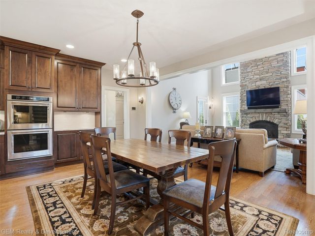 409 Hill Street, Northville, MI 48167