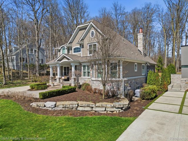 409 Hill Street, Northville, MI 48167