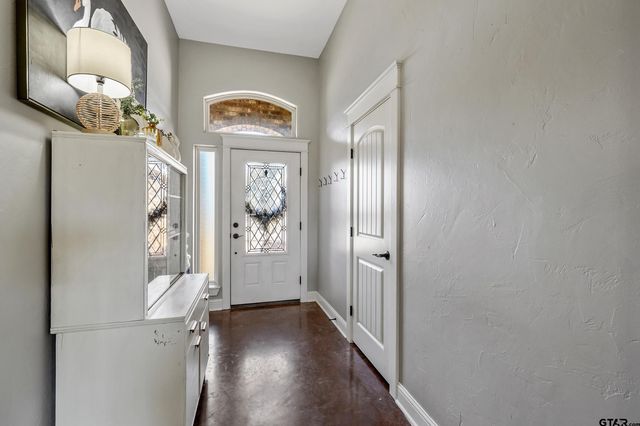 315 Corrigan Trails Blvd, Lindale, TX 75771