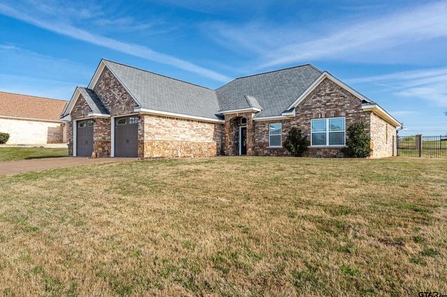 315 Corrigan Trails Blvd, Lindale, TX 75771